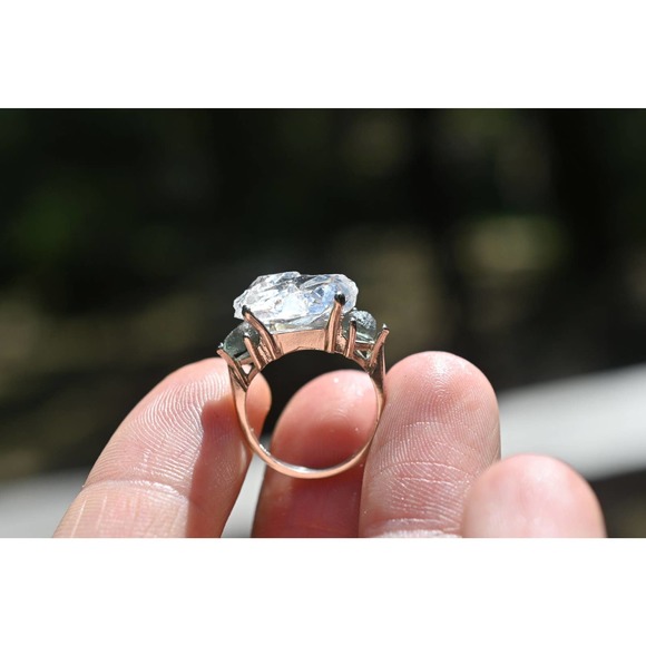 Raw Sapphire and Diamond Engagement Ring, Rough Diamond Ring, - Picture 8 of 10